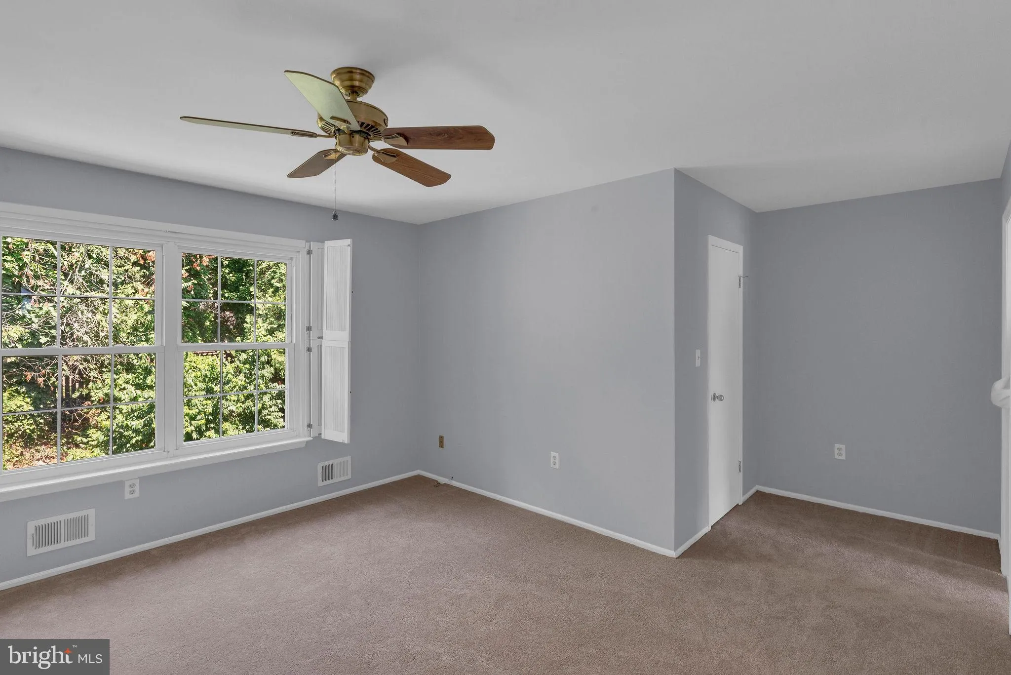 Monmouth Junction, New Jersey 08852, United States, 2 Bedrooms Bedrooms, ,2 BathroomsBathrooms,Residential,Active,164424