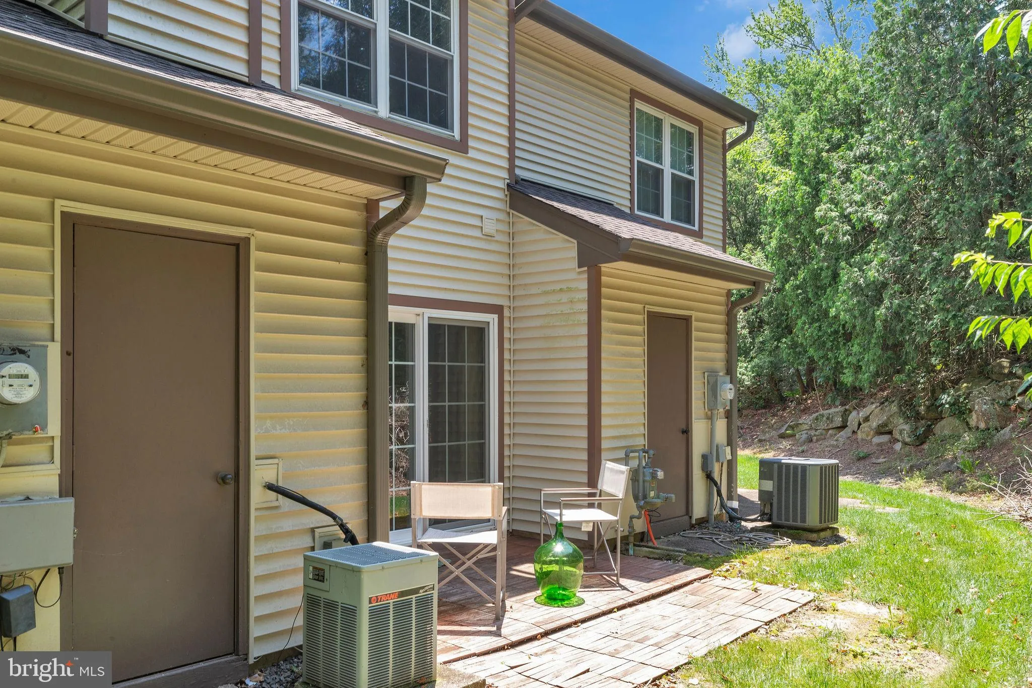 Monmouth Junction, New Jersey 08852, United States, 2 Bedrooms Bedrooms, ,2 BathroomsBathrooms,Residential,Active,164424