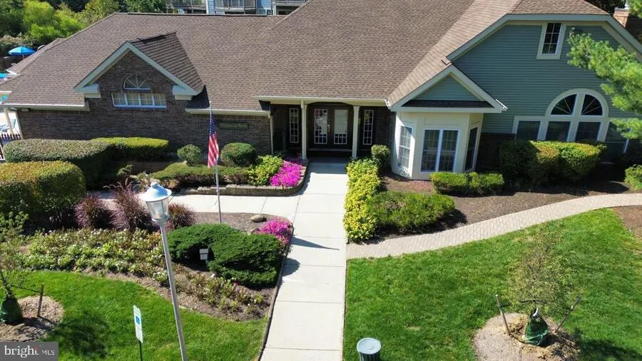 Monmouth Junction, New Jersey 08852, United States, 2 Bedrooms Bedrooms, ,2 BathroomsBathrooms,Residential,Active,164424