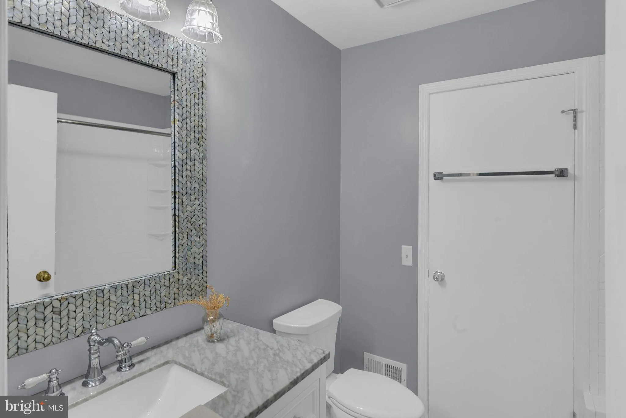 Monmouth Junction, New Jersey 08852, United States, 2 Bedrooms Bedrooms, ,2 BathroomsBathrooms,Residential,Active,164424