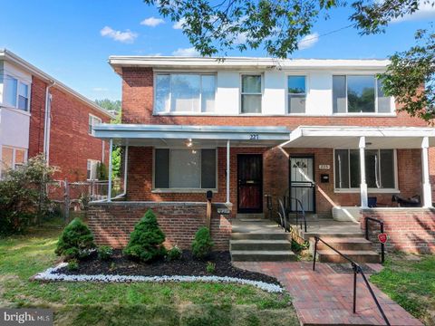 227 HAWAII AVENUE NE WASHINGTON DC 20011