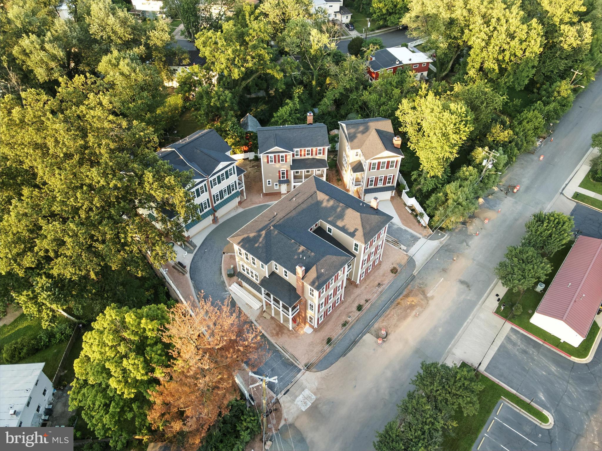10632 POCKET PLACE