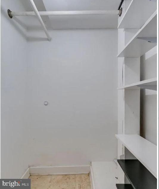 KENSINGTON - Residential Lease