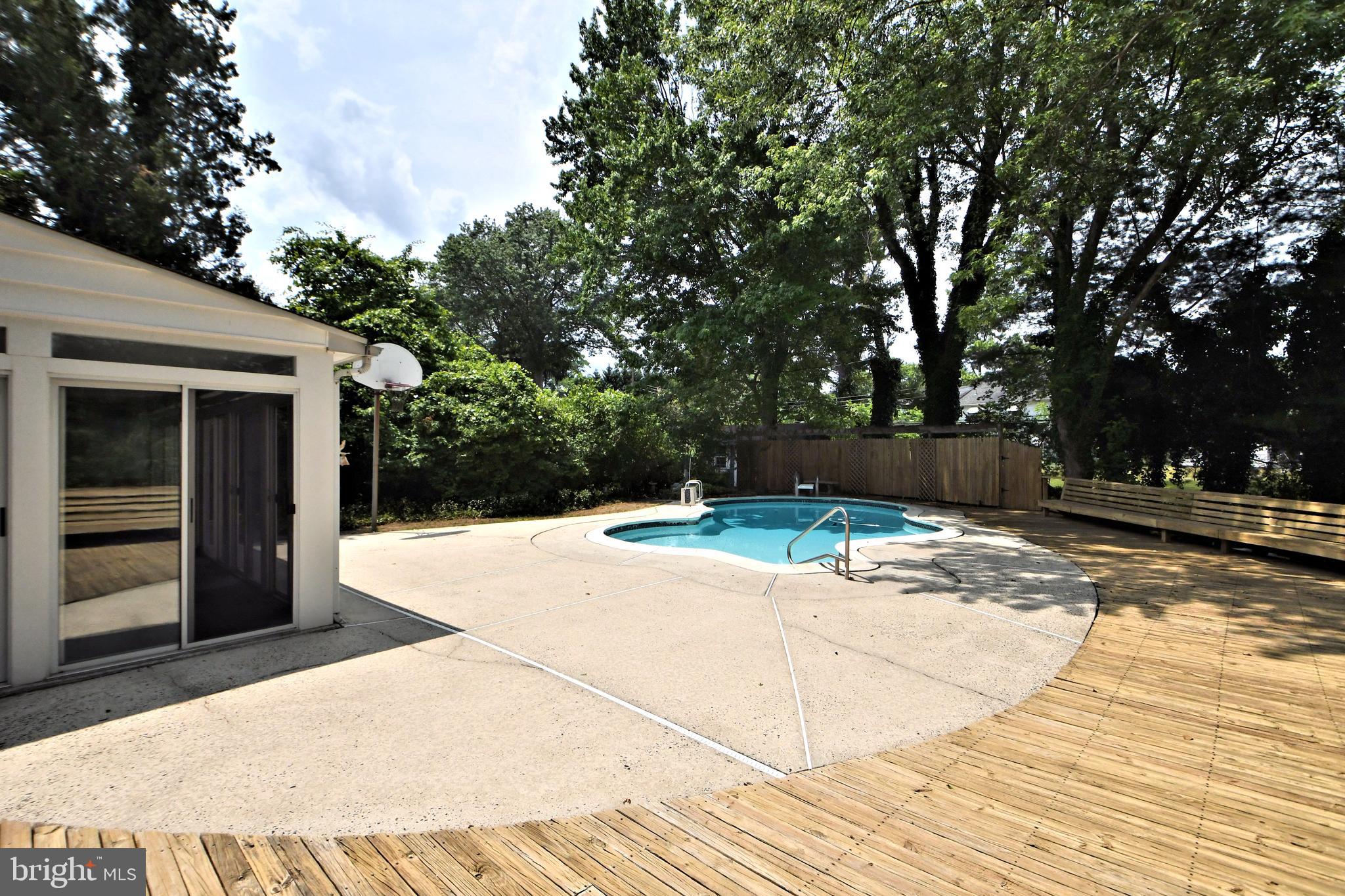 LAFAYETTE PARK - Residential