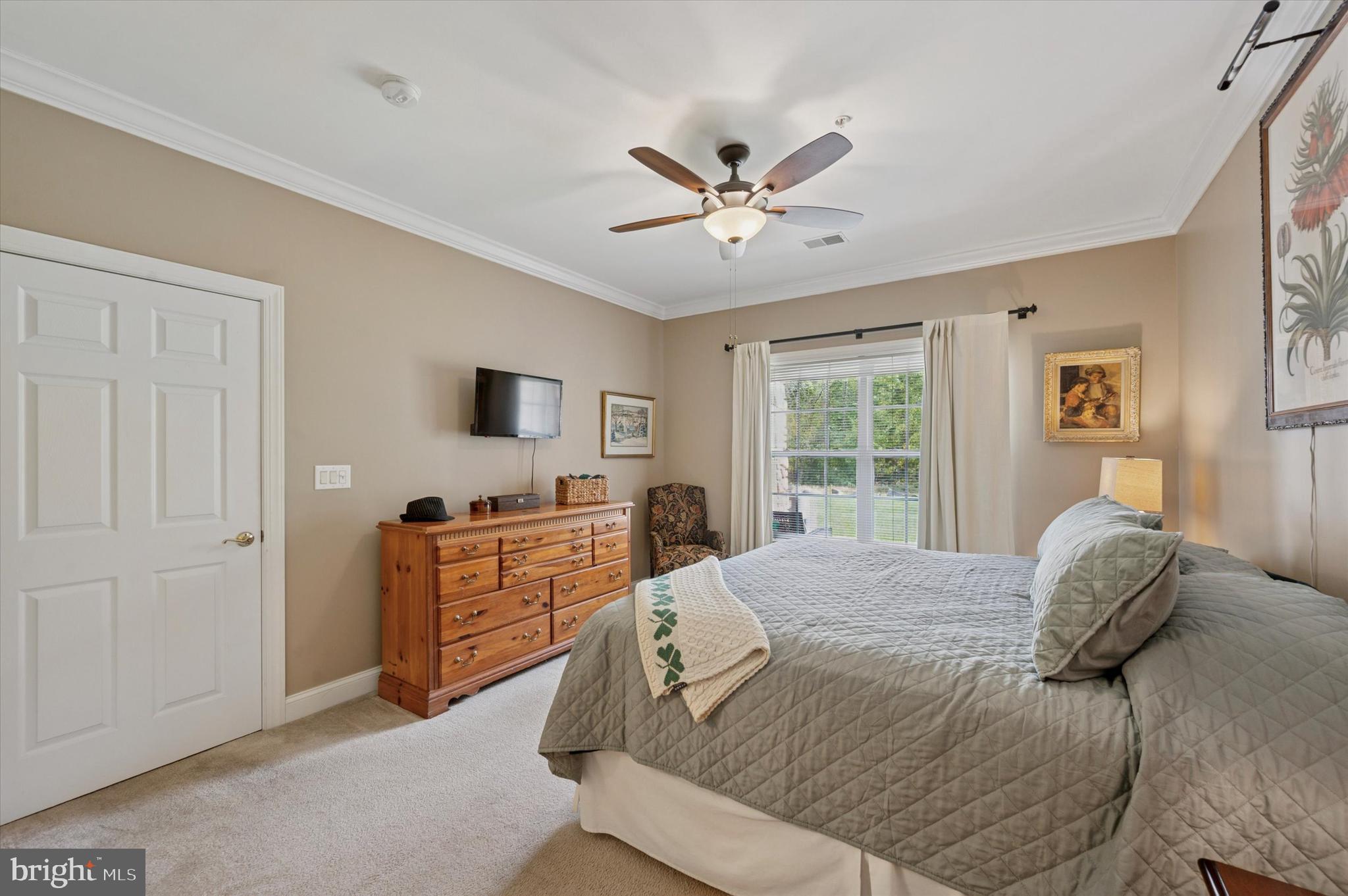 CREEKSIDE VILLAGE - Residential