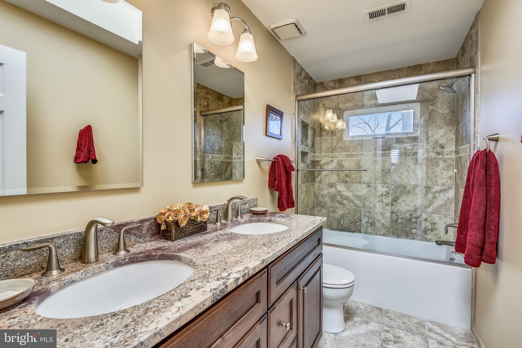 BRADDOCK COVE - Residential