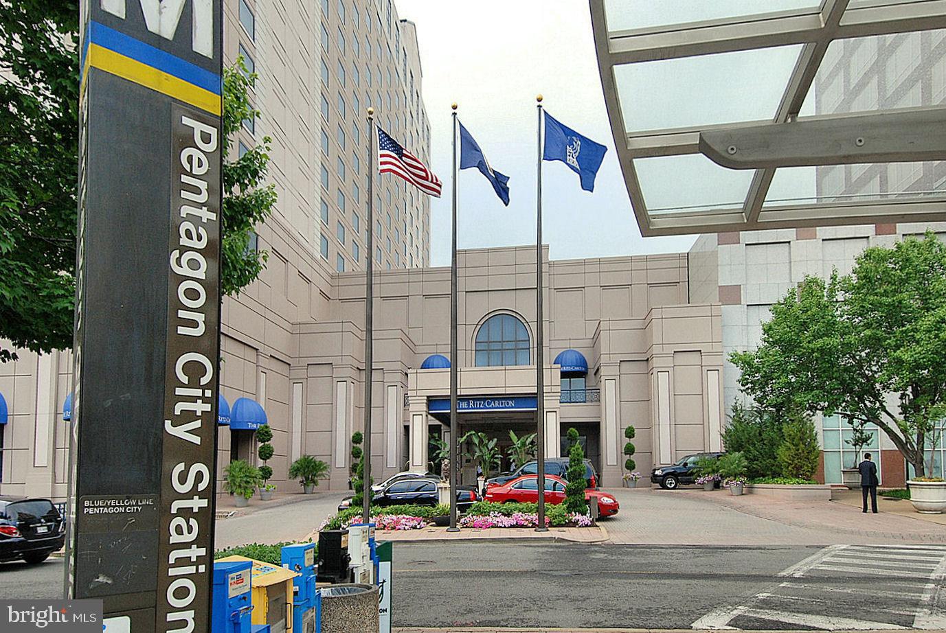 BRADDOCK COVE - Residential