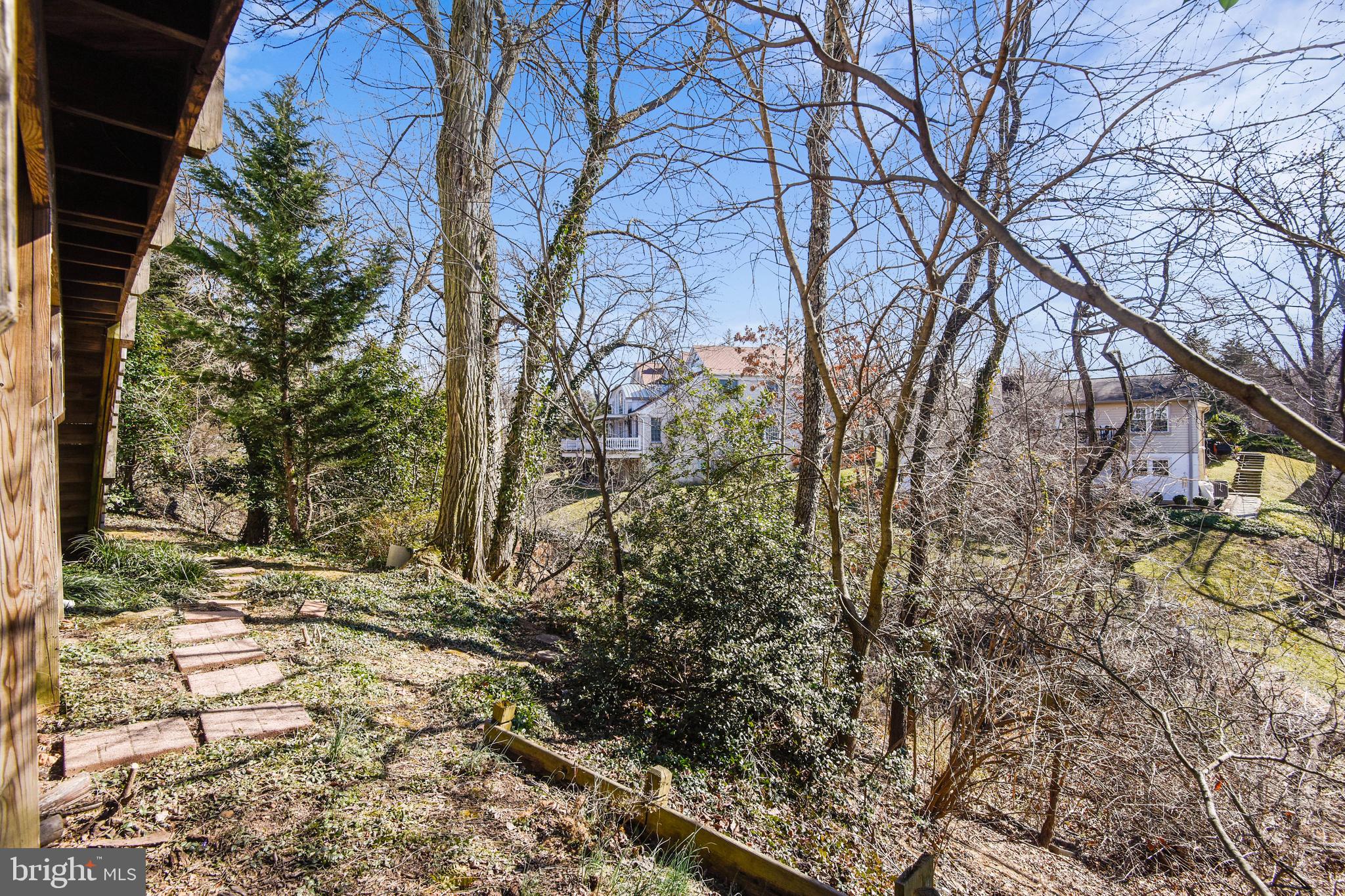 BRADDOCK COVE - Residential