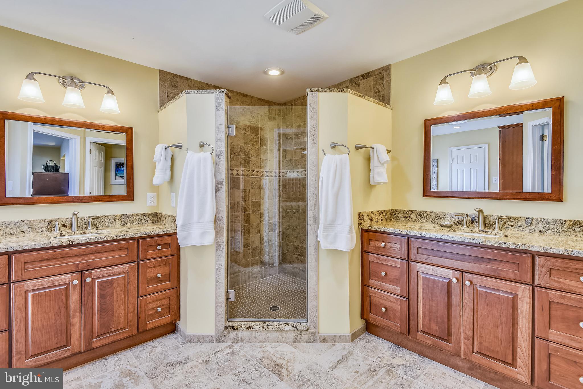 BRADDOCK COVE - Residential