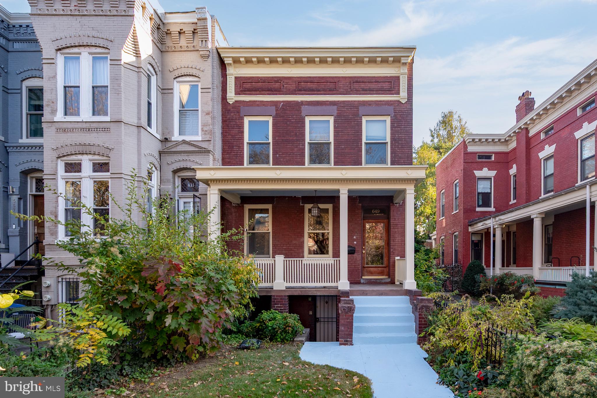 649 SOUTH CAROLINA AVENUE SE