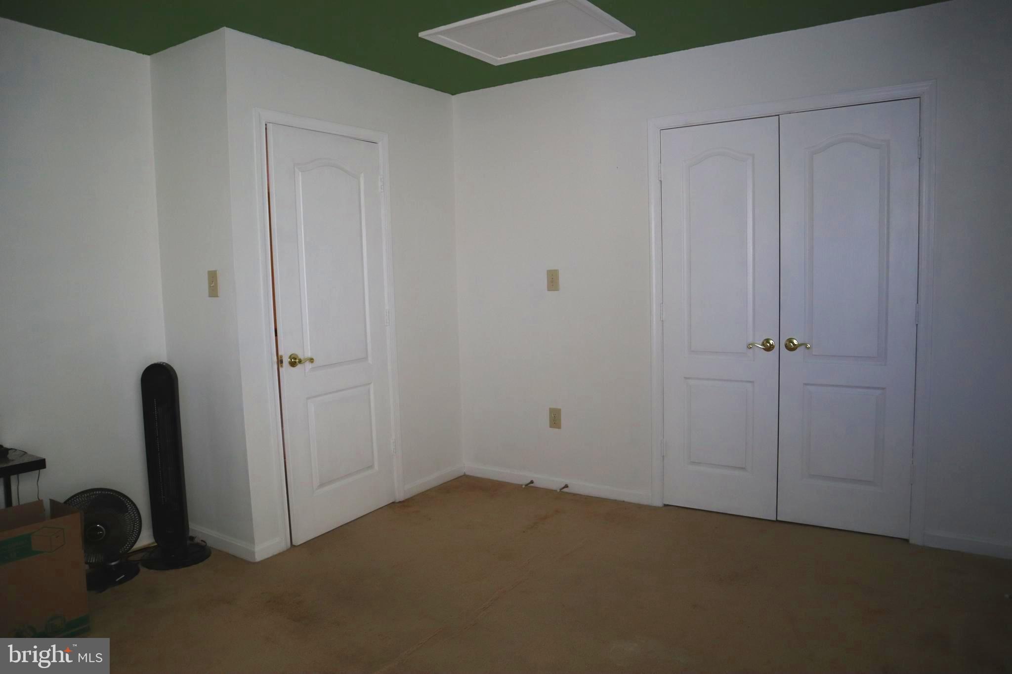 BROCK HILLS - Residential