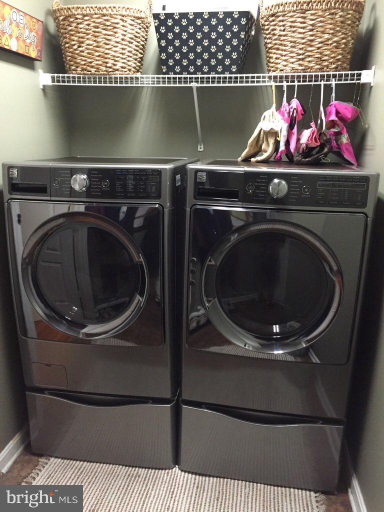 BROCK HILLS - Residential