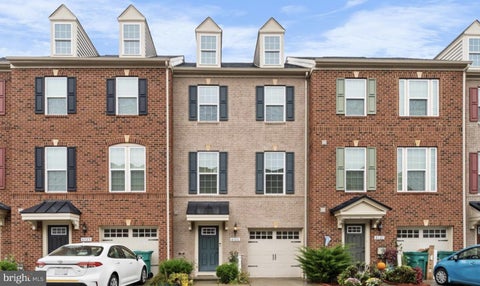 Townhouse For Rent - 8105 Kyne Millers Way<br/> Howard County, ELLICOTT CITY, MD 21043