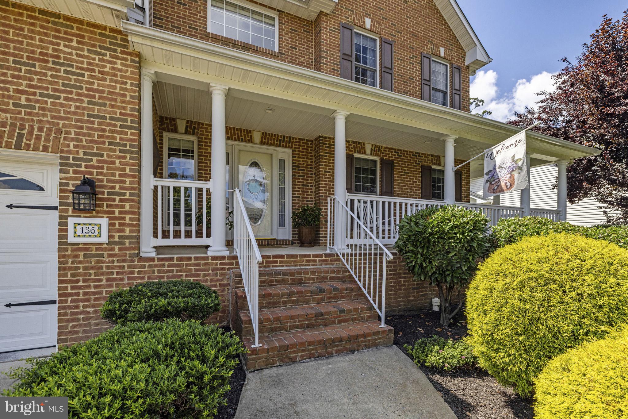 136 TRAVIS COURT