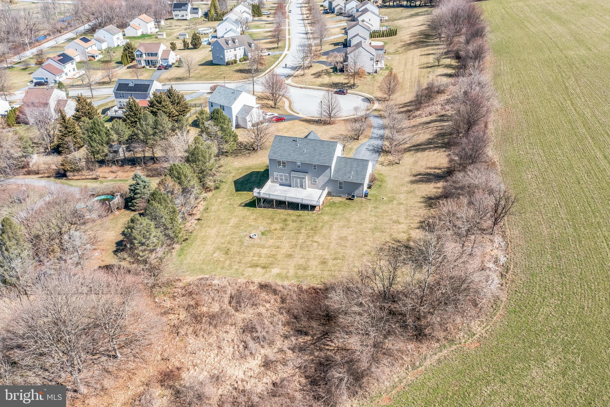 CREEKSIDE KNOLL - Residential