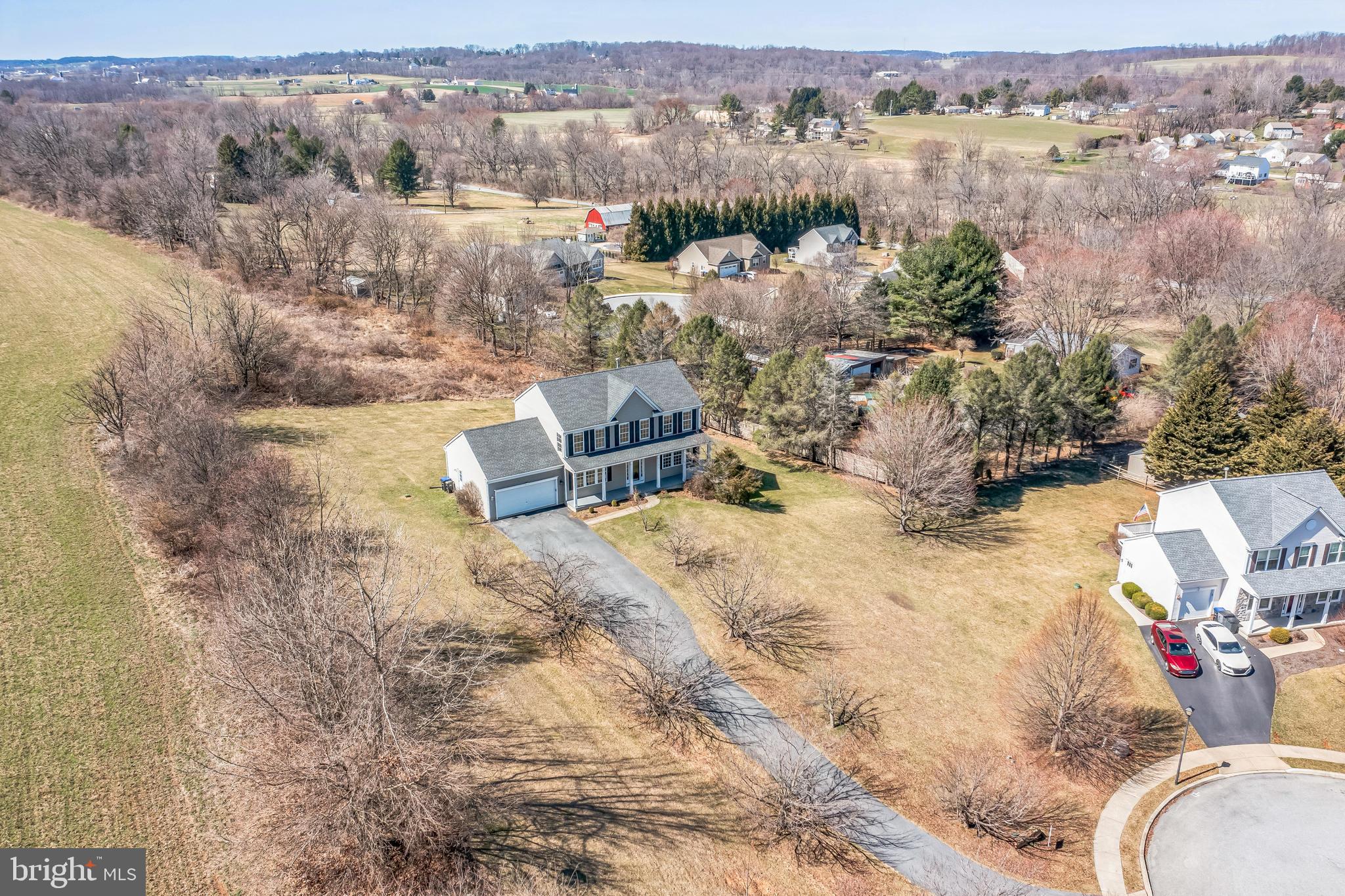 CREEKSIDE KNOLL - Residential