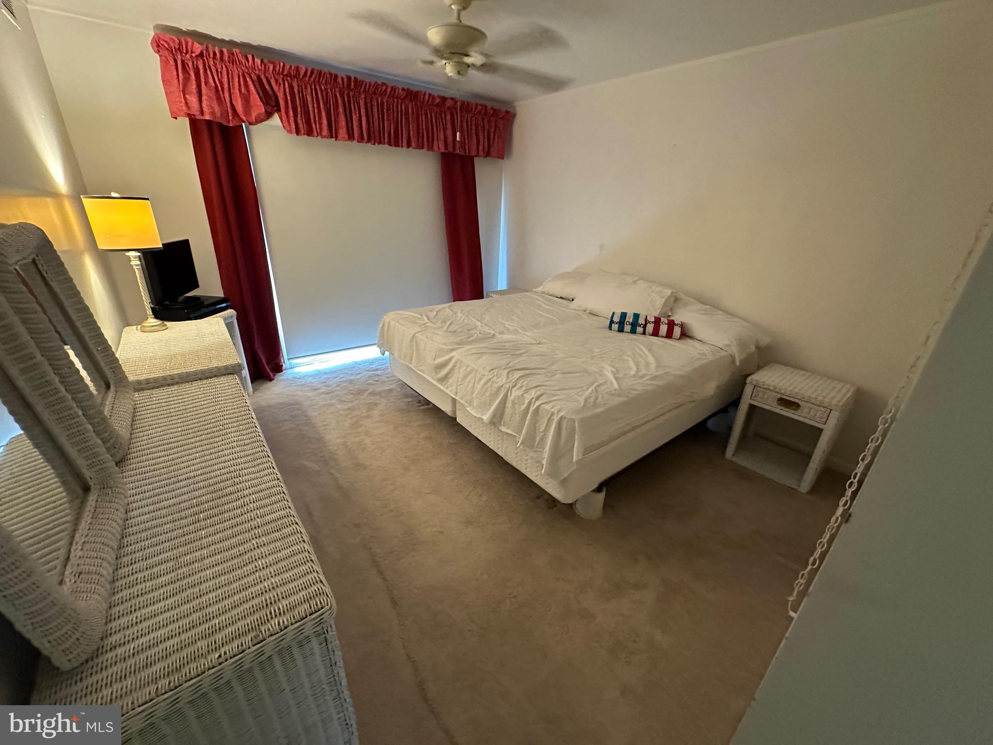 CAINE HARBOR MILE - Residential