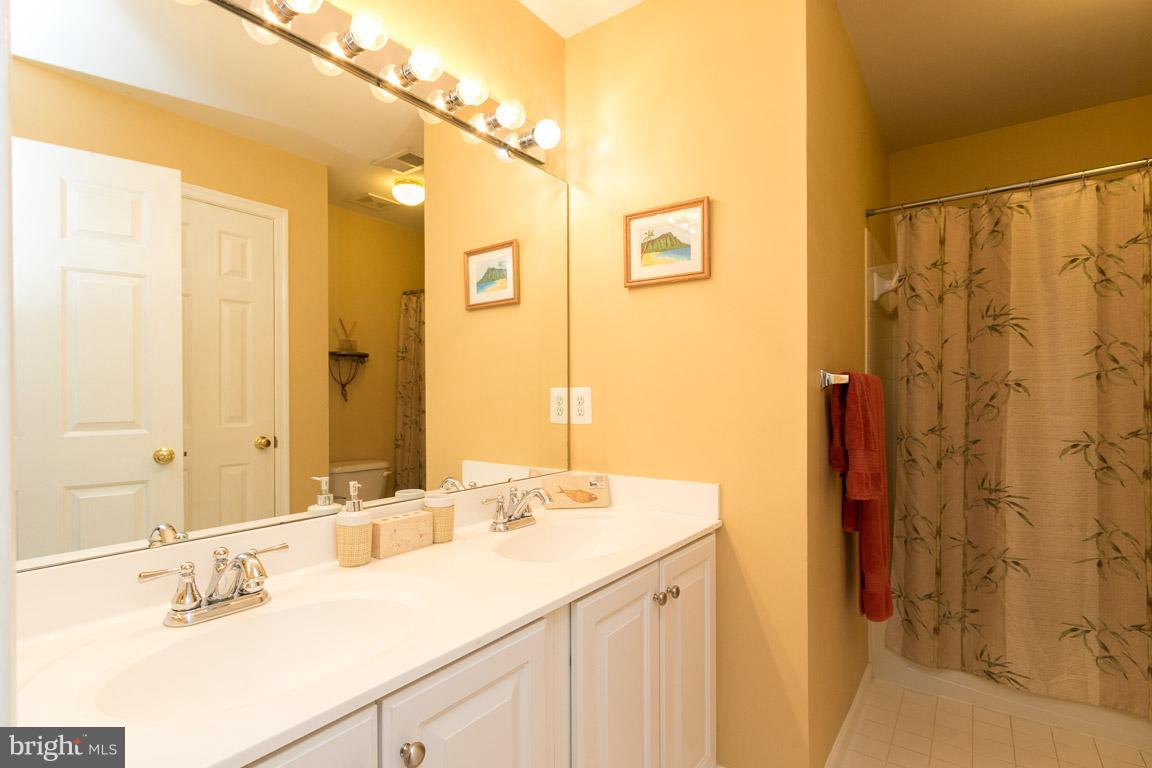 GUNNELL - Residential Lease