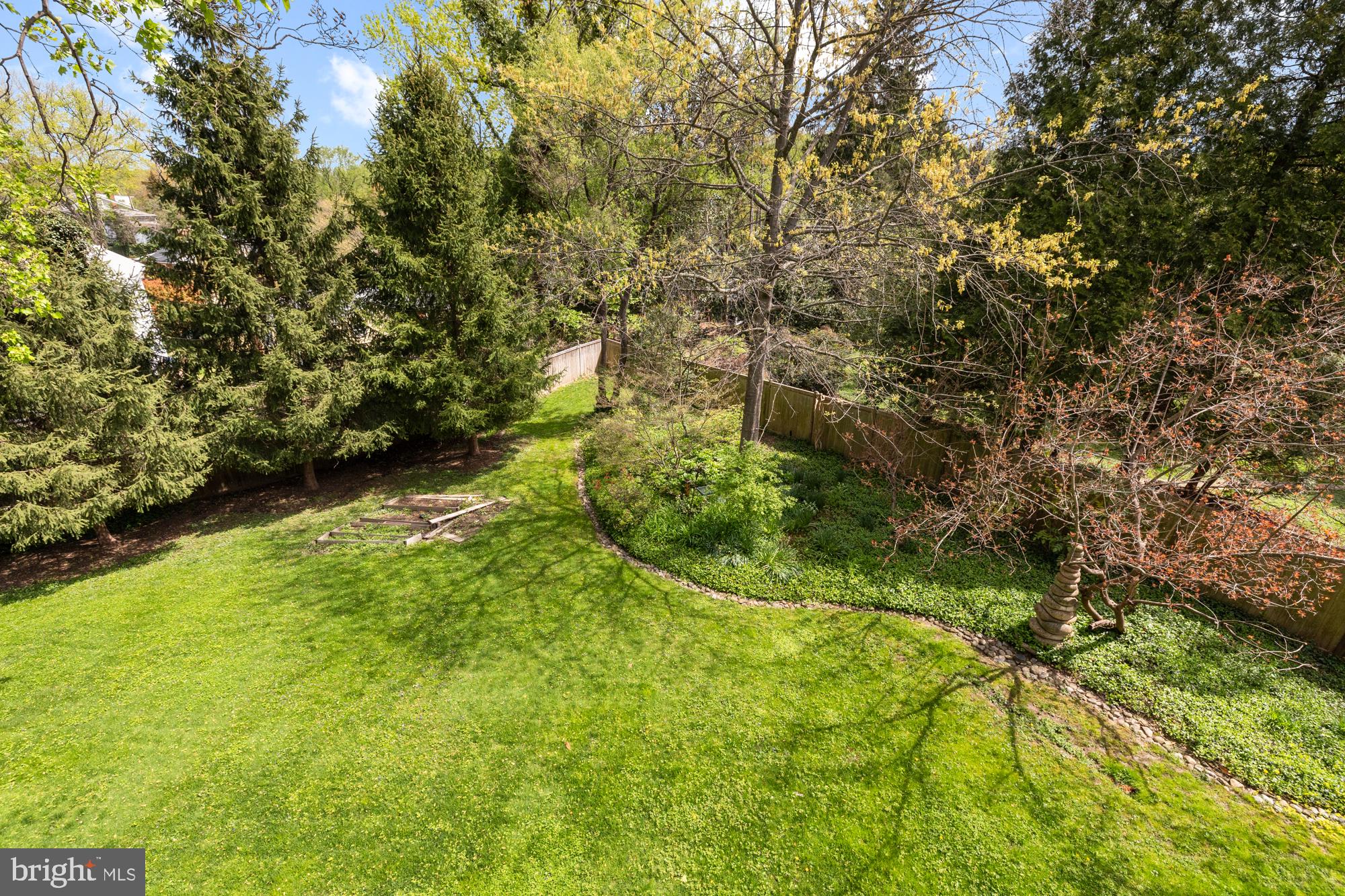 CHEVY CHASE - Residential Lease