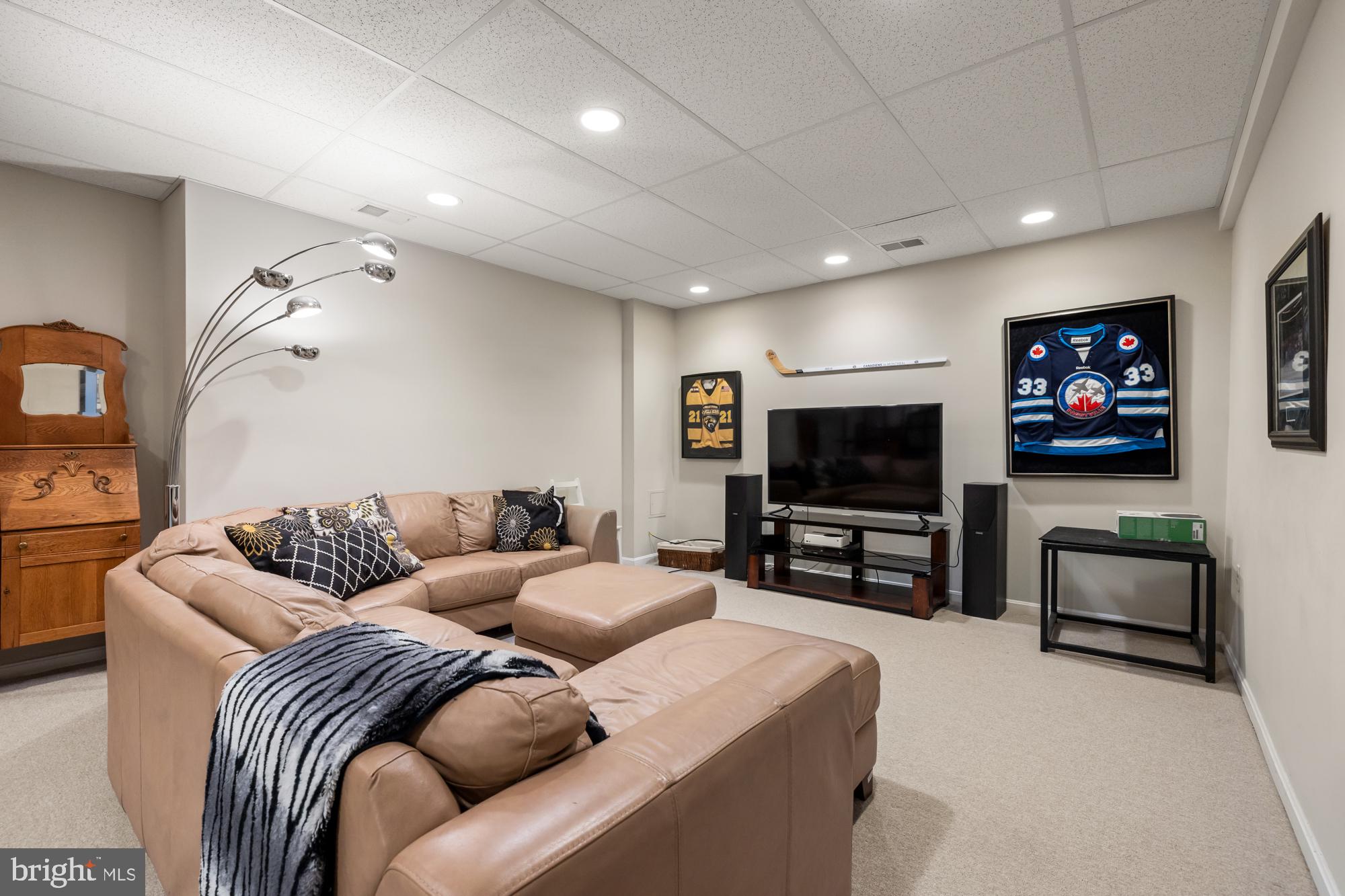 CHEVY CHASE - Residential Lease