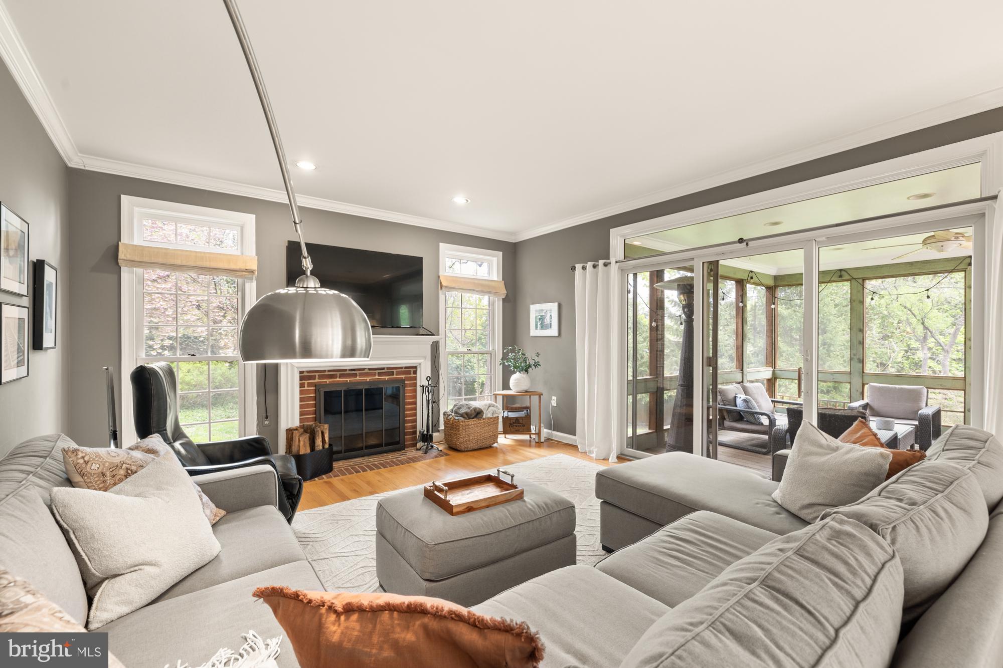 CHEVY CHASE - Residential Lease