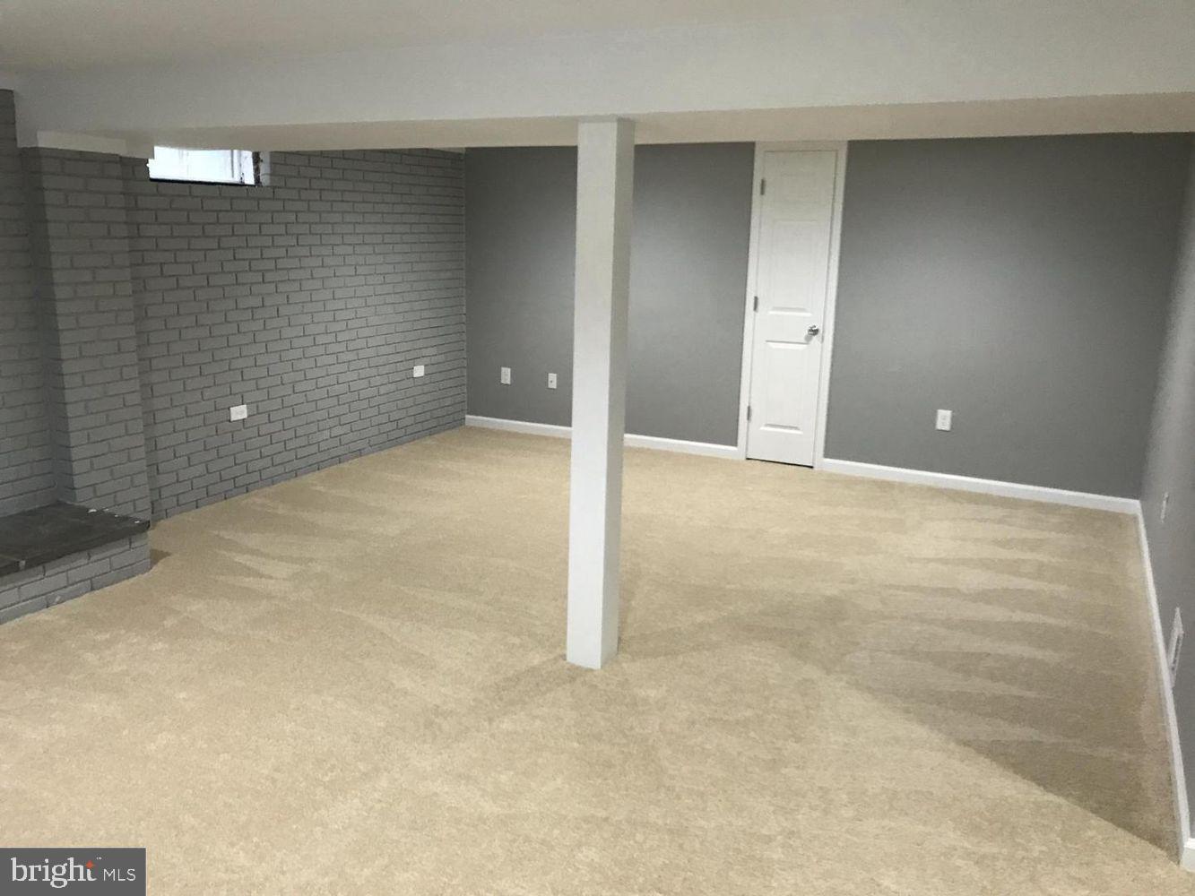 WHEATON WOODS - Residential Lease