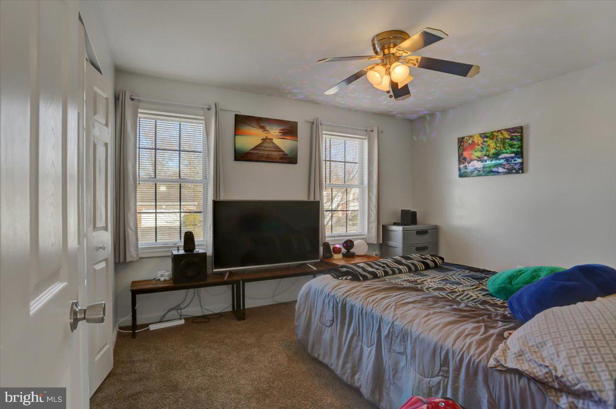 WALNUT POINT HEIGHTS - Residential