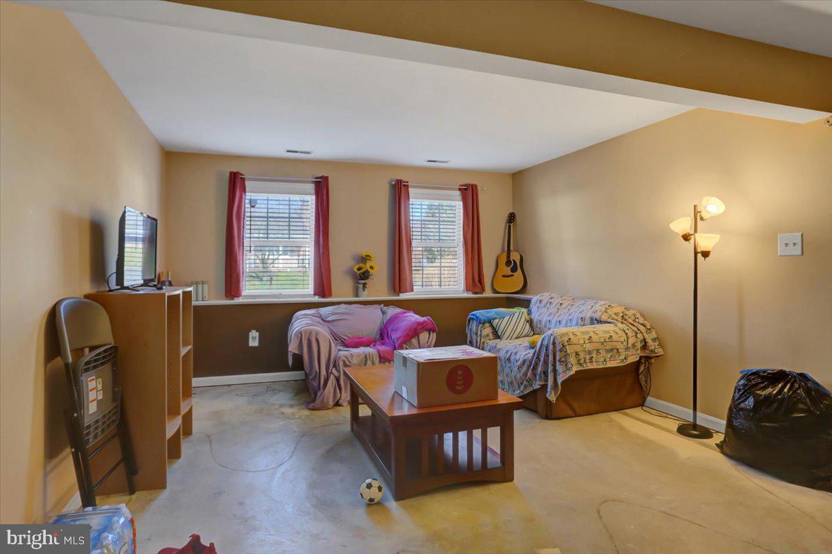 WALNUT POINT HEIGHTS - Residential