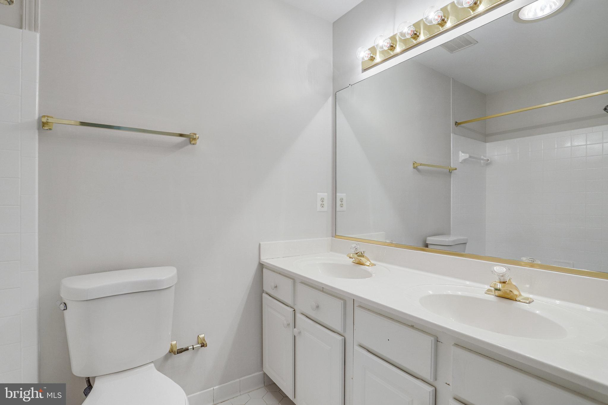 CARLIN SPRINGS - Residential