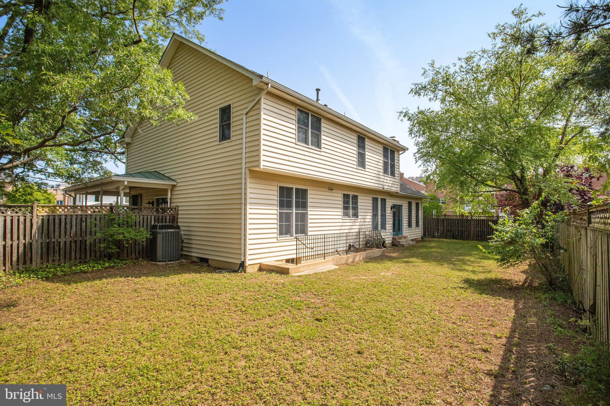 CARLIN SPRINGS - Residential