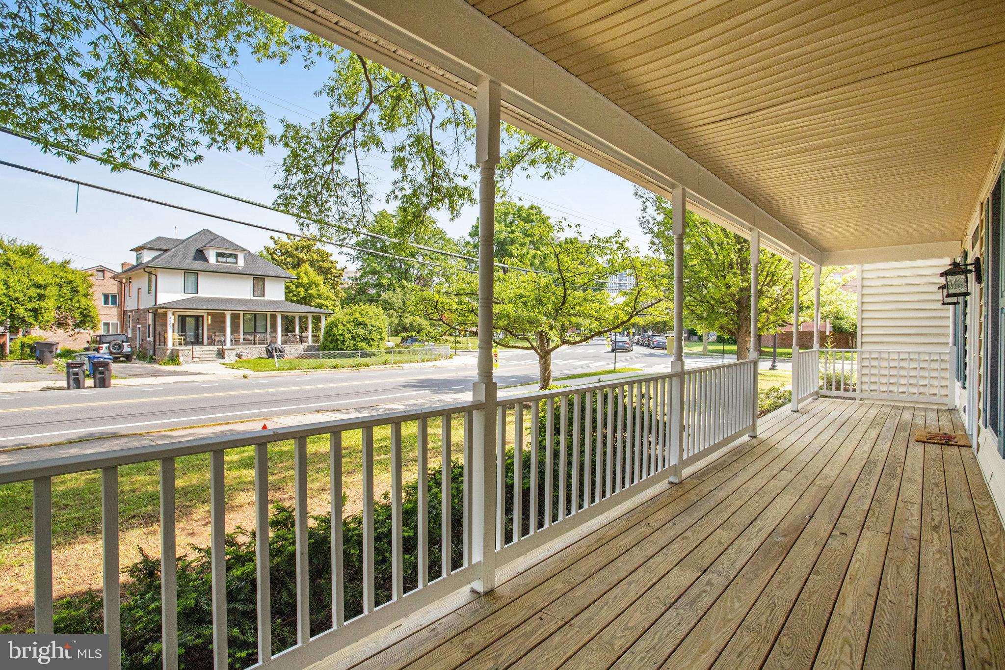 CARLIN SPRINGS - Residential