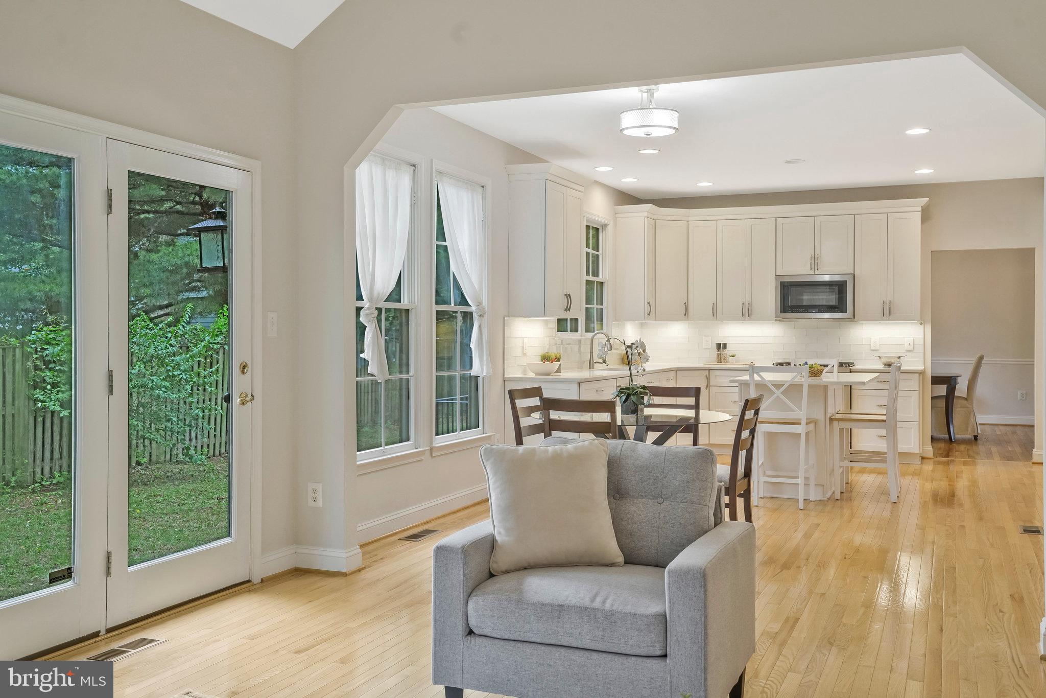 CARLIN SPRINGS - Residential