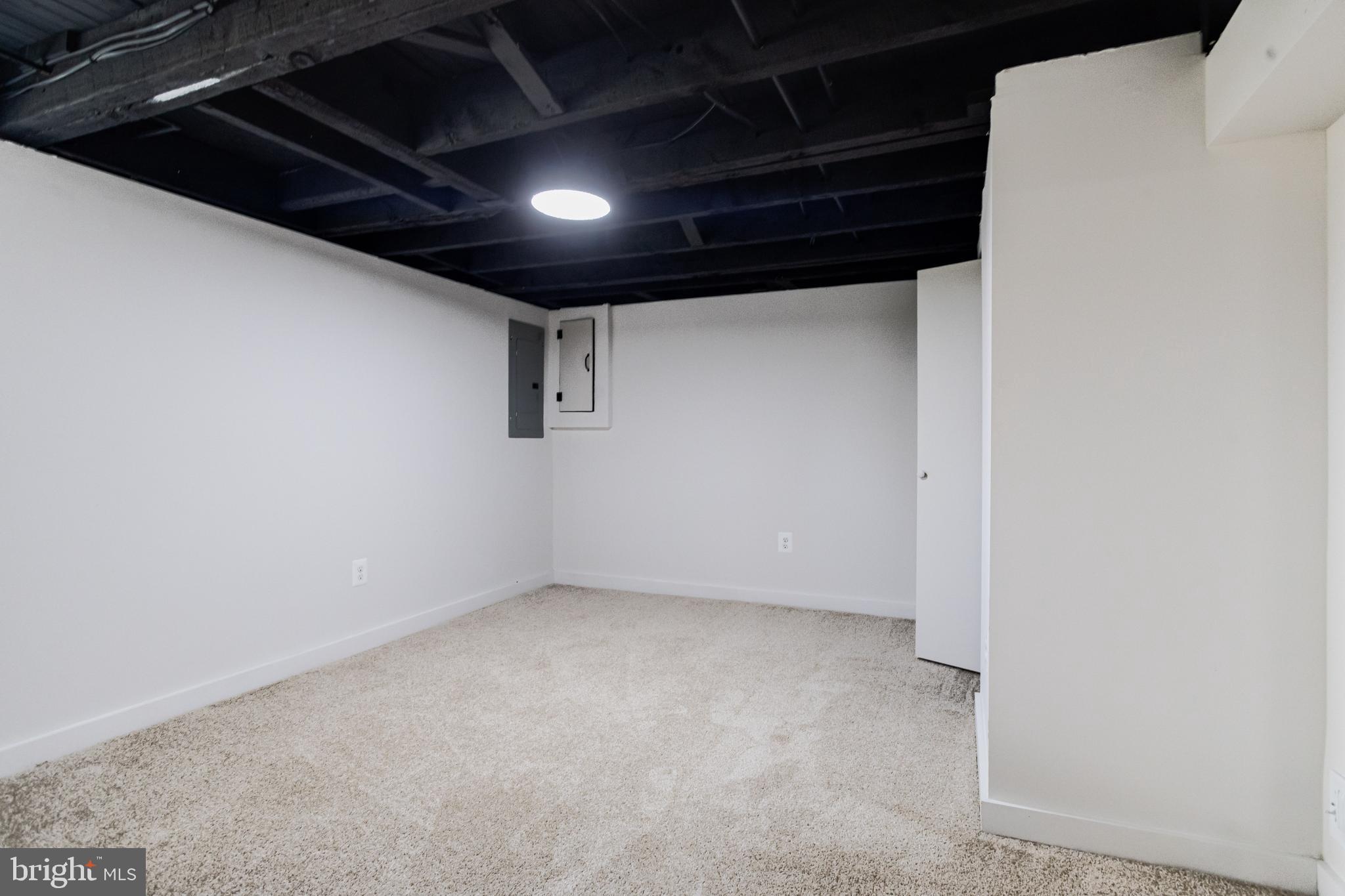 LAURAVILLE HISTORIC DISTRICT - Residential