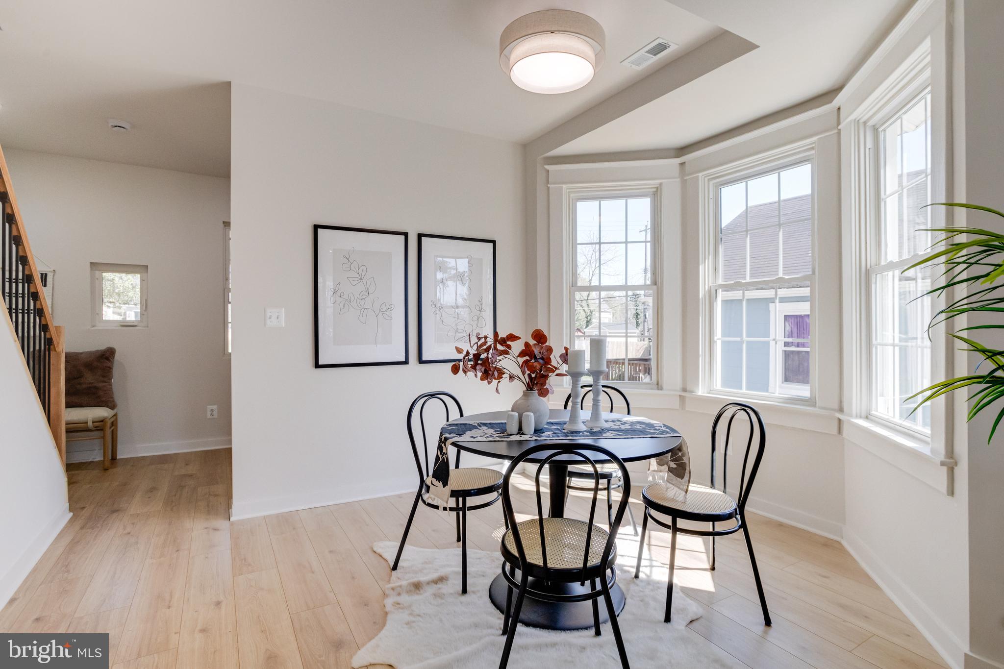 LAURAVILLE HISTORIC DISTRICT - Residential