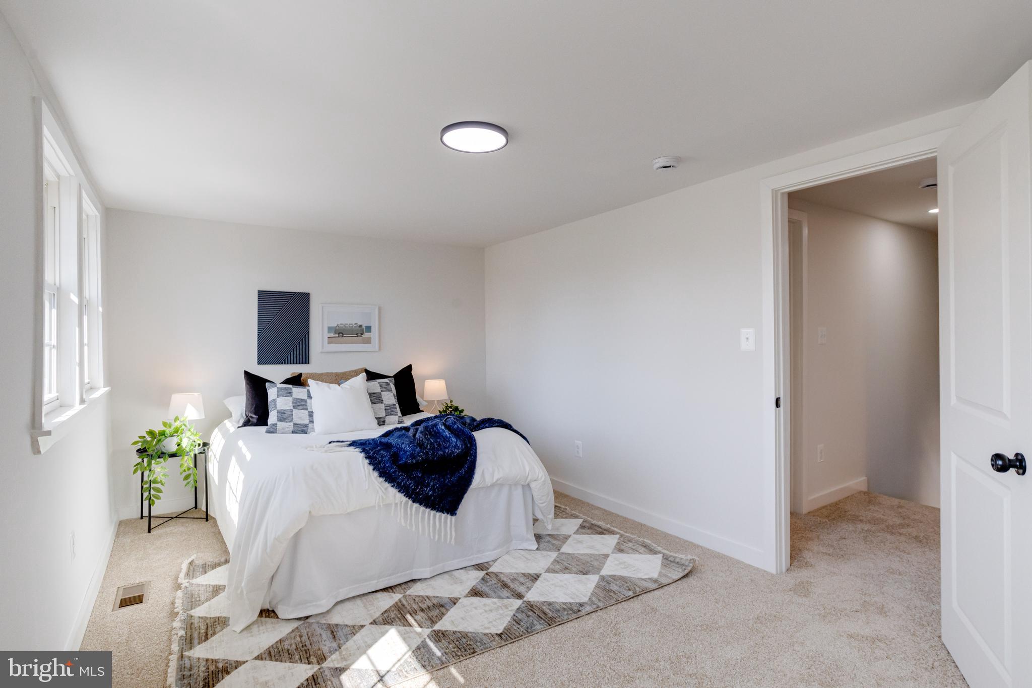 LAURAVILLE HISTORIC DISTRICT - Residential