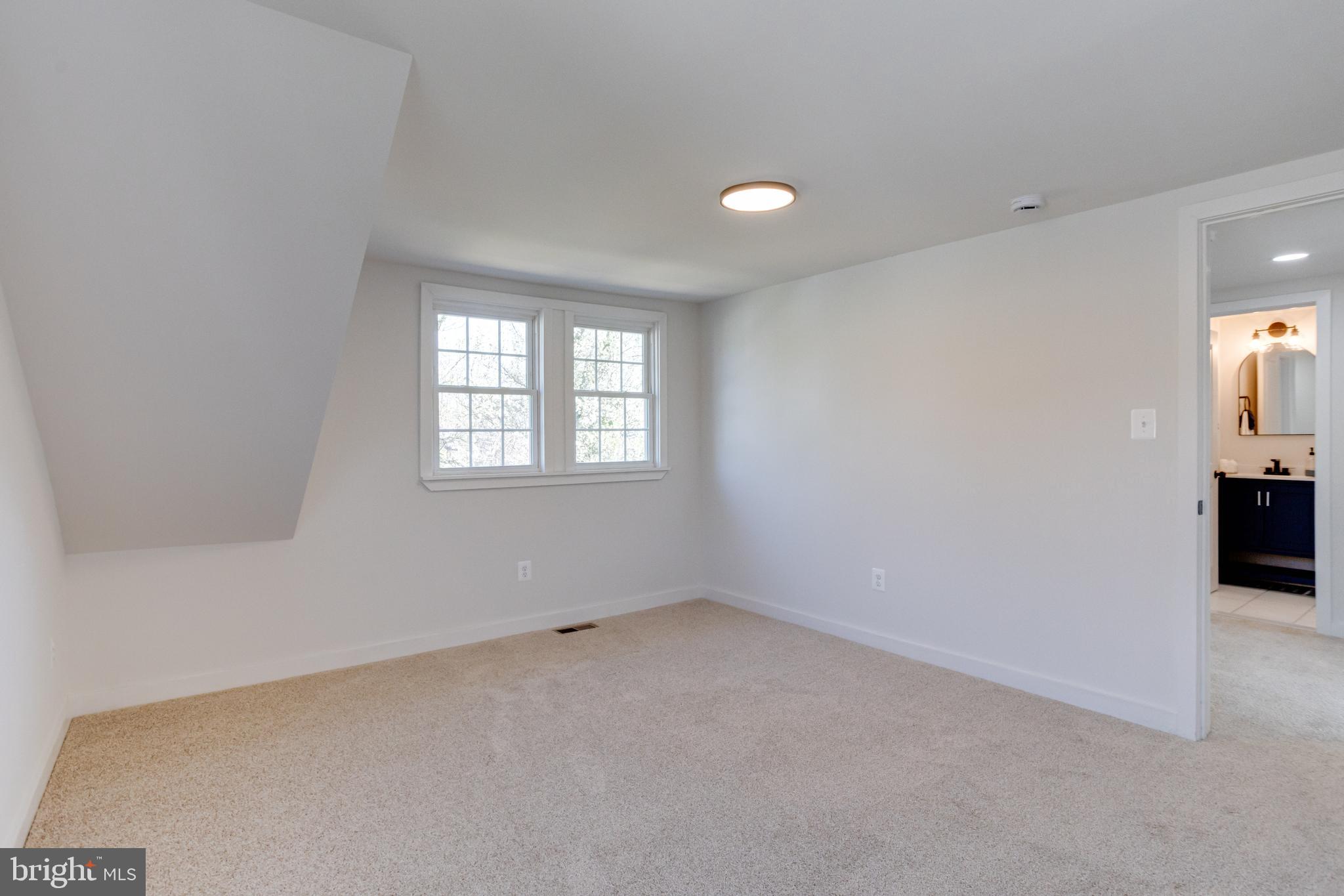 LAURAVILLE HISTORIC DISTRICT - Residential