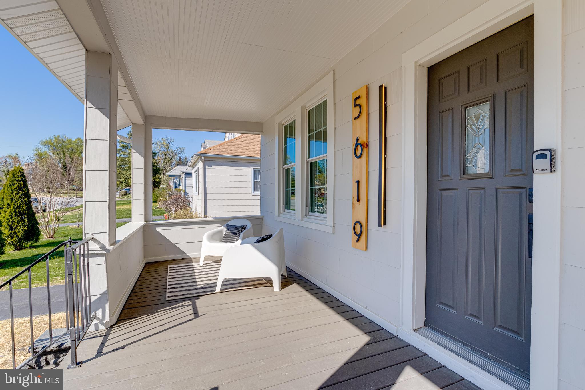 LAURAVILLE HISTORIC DISTRICT - Residential