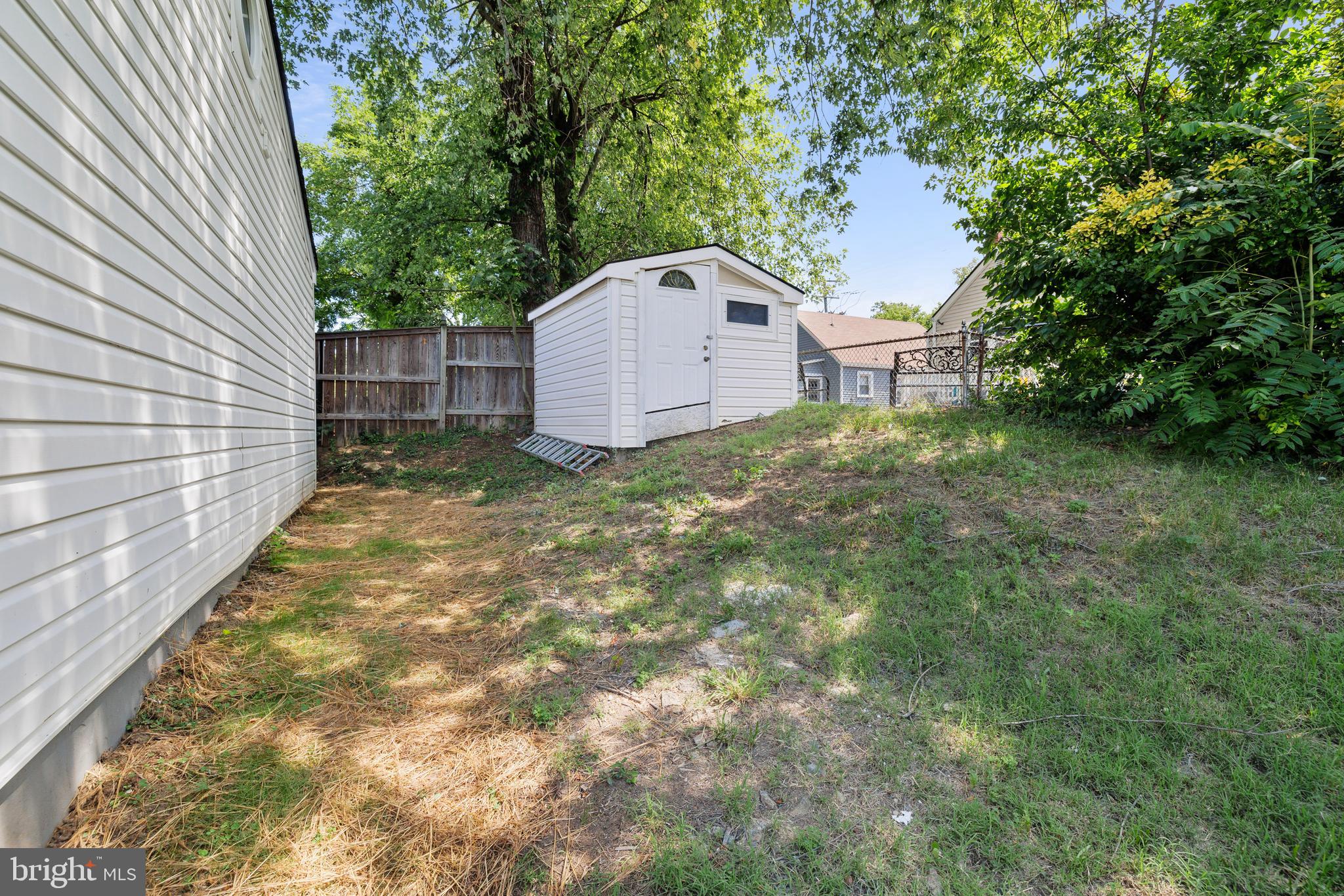 CAPITOL HEIGHTS - Residential