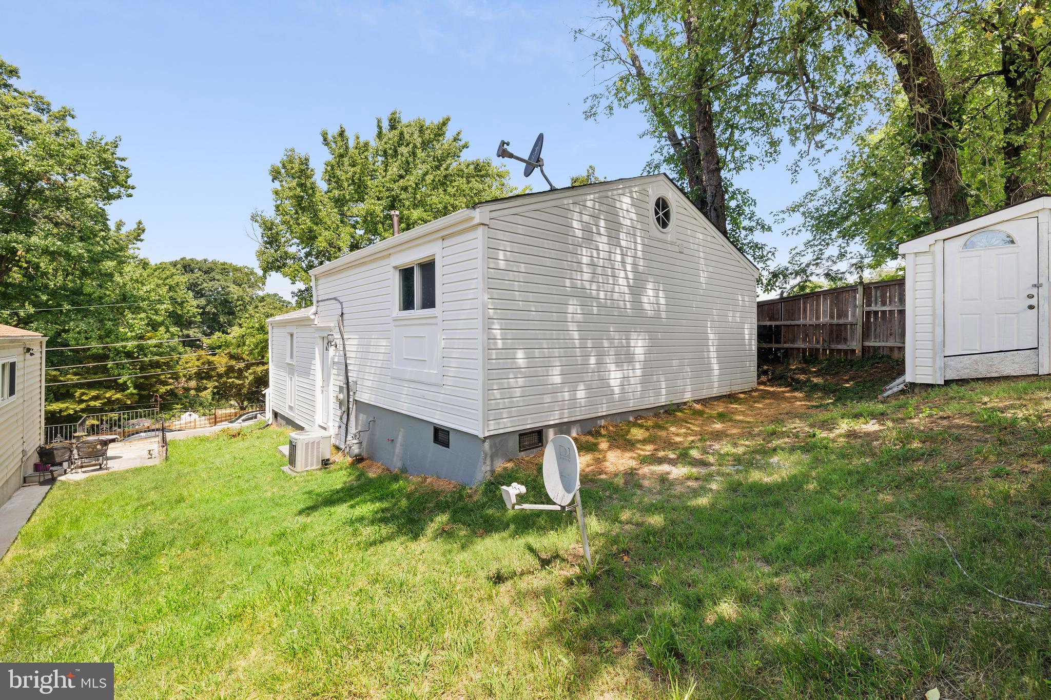 CAPITOL HEIGHTS - Residential