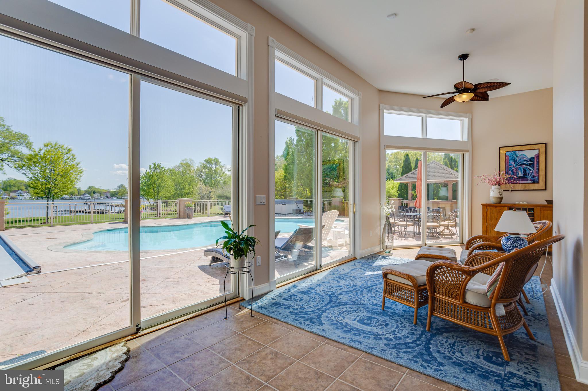 BOWLEYS QUARTERS - Residential