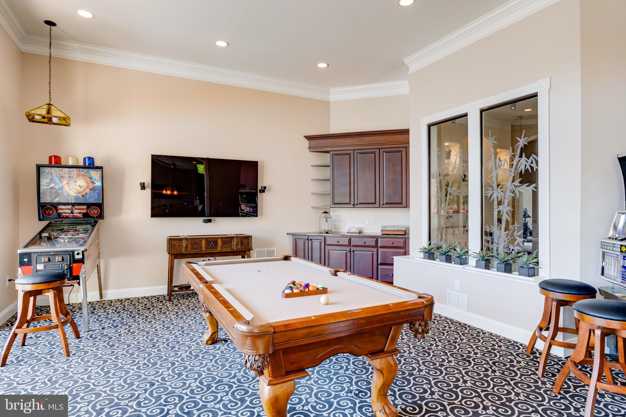 BOWLEYS QUARTERS - Residential