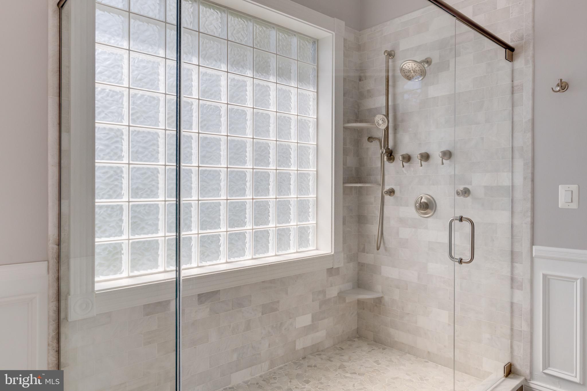 BOWLEYS QUARTERS - Residential