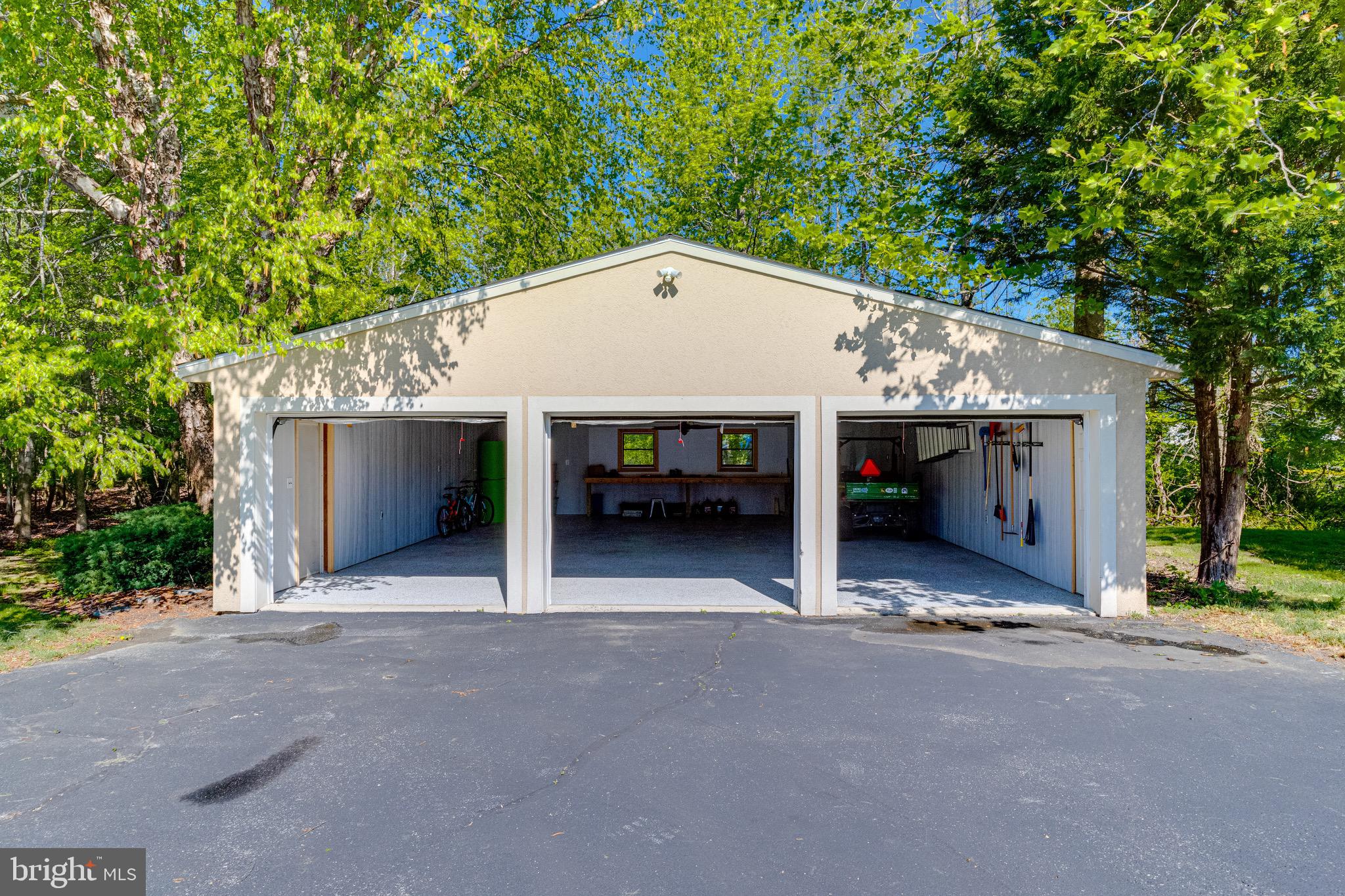 BOWLEYS QUARTERS - Residential