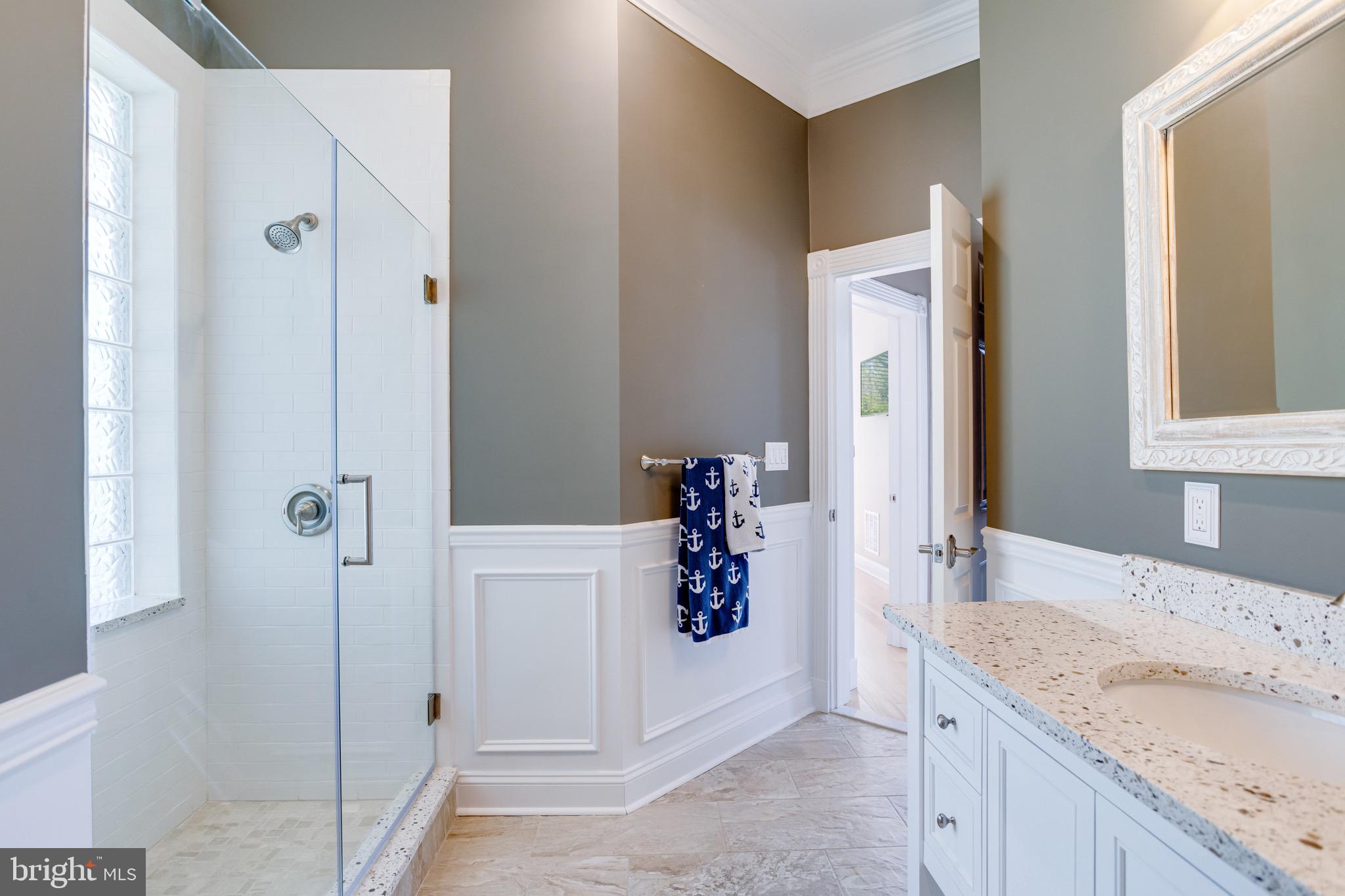 BOWLEYS QUARTERS - Residential