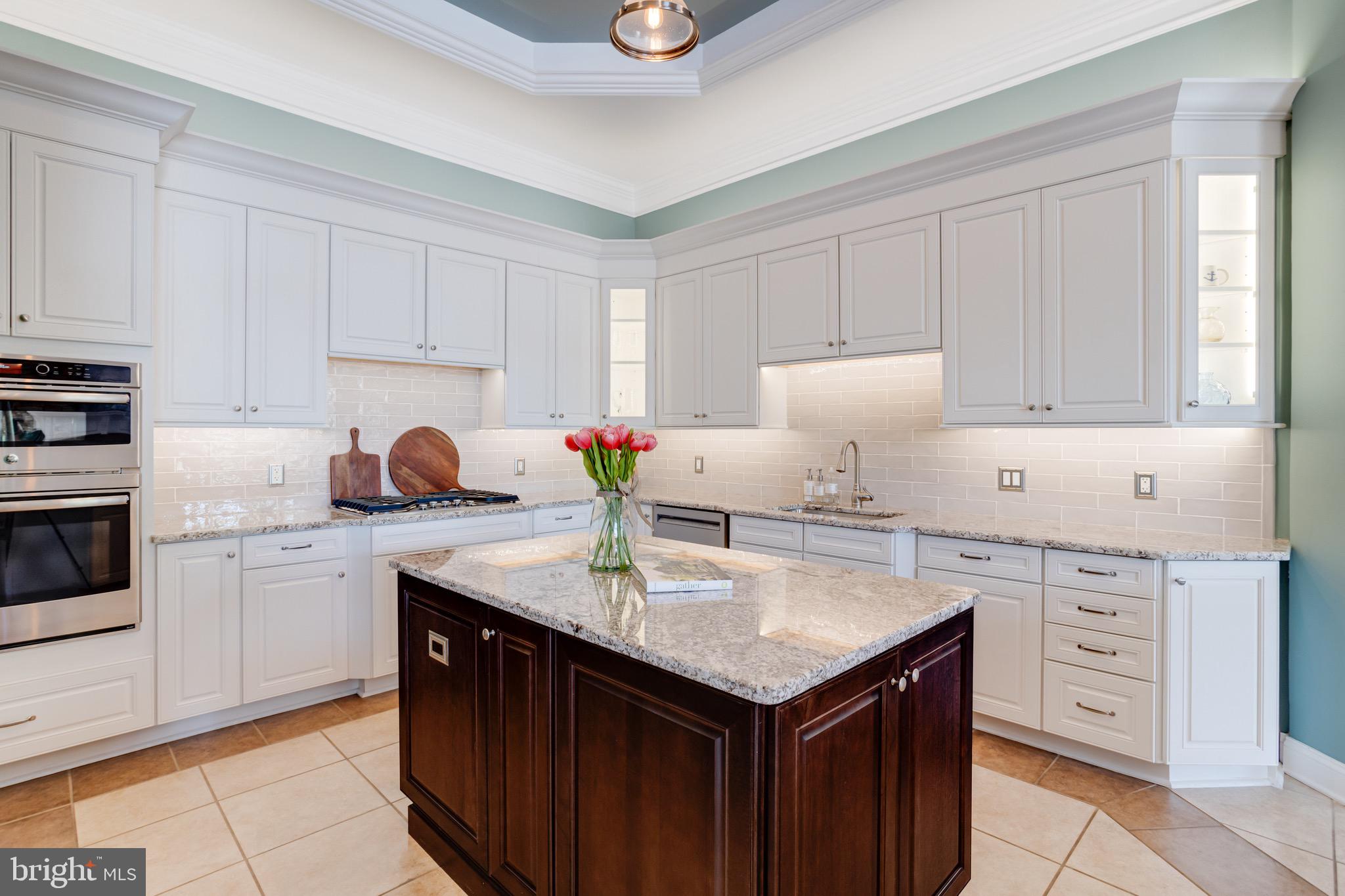 BOWLEYS QUARTERS - Residential