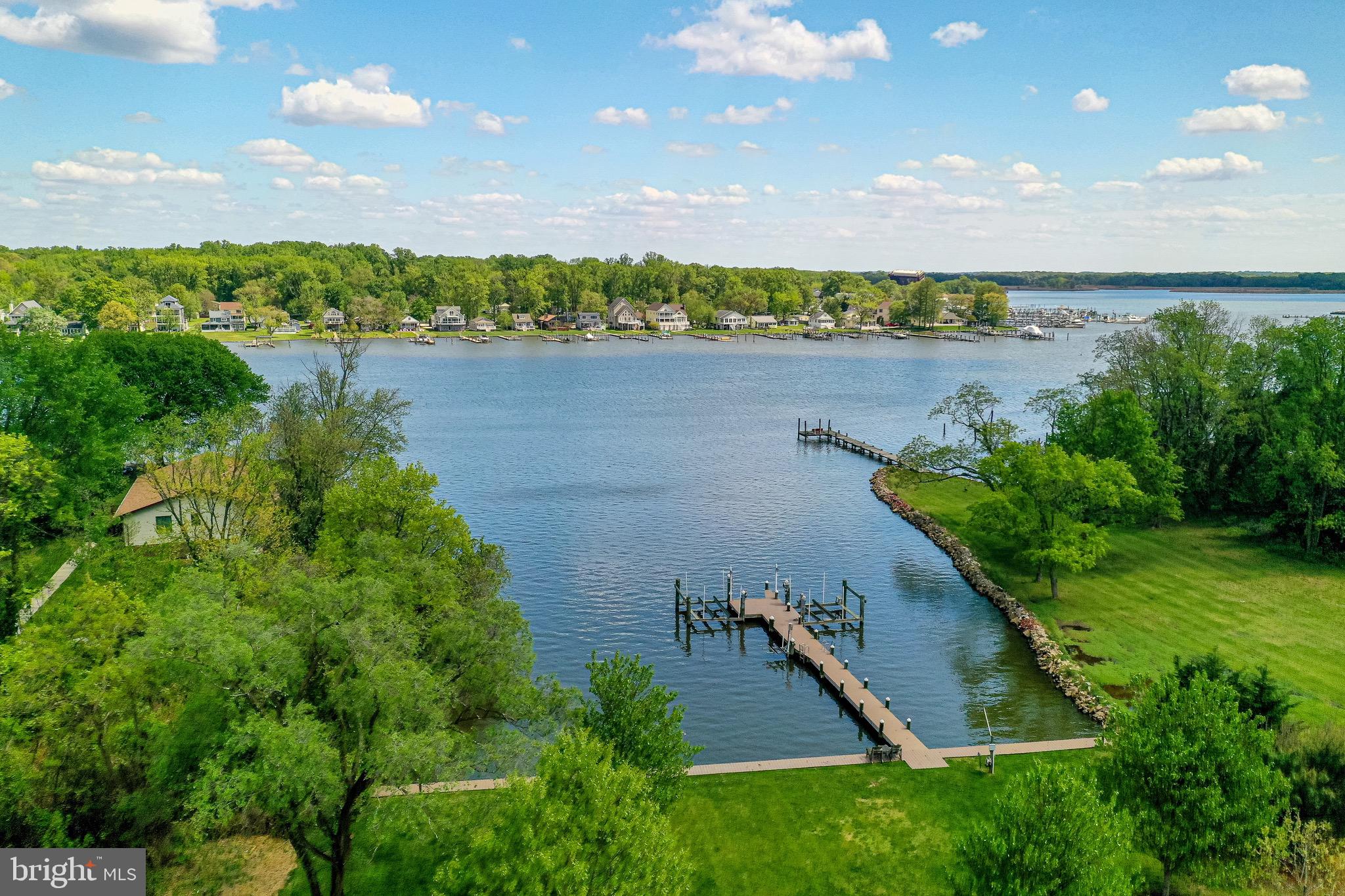 BOWLEYS QUARTERS - Residential