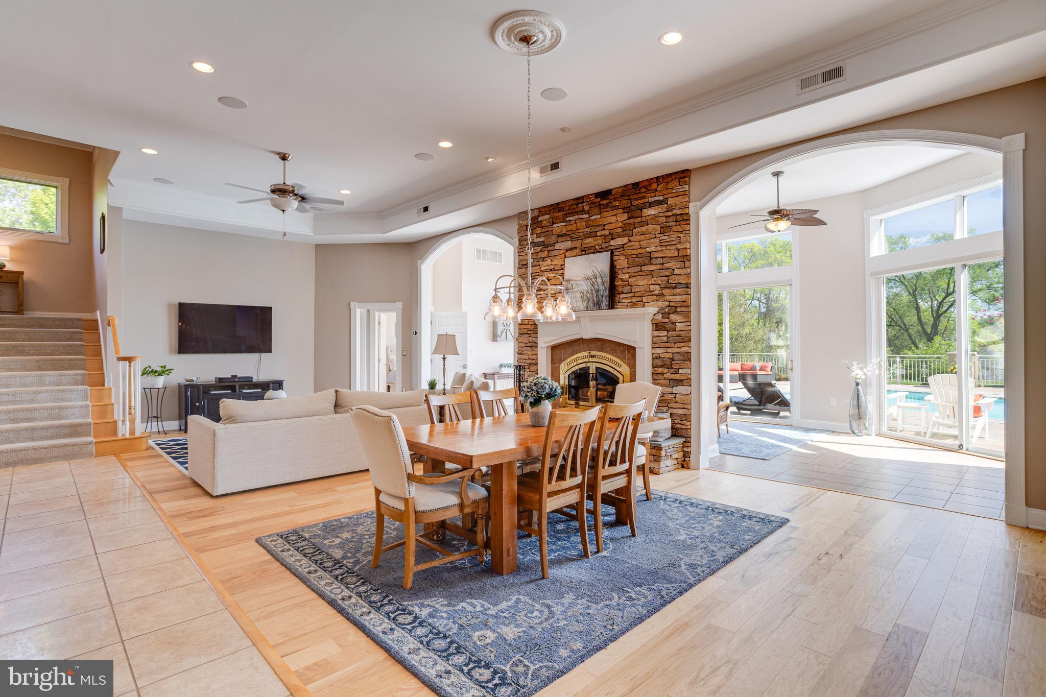 BOWLEYS QUARTERS - Residential