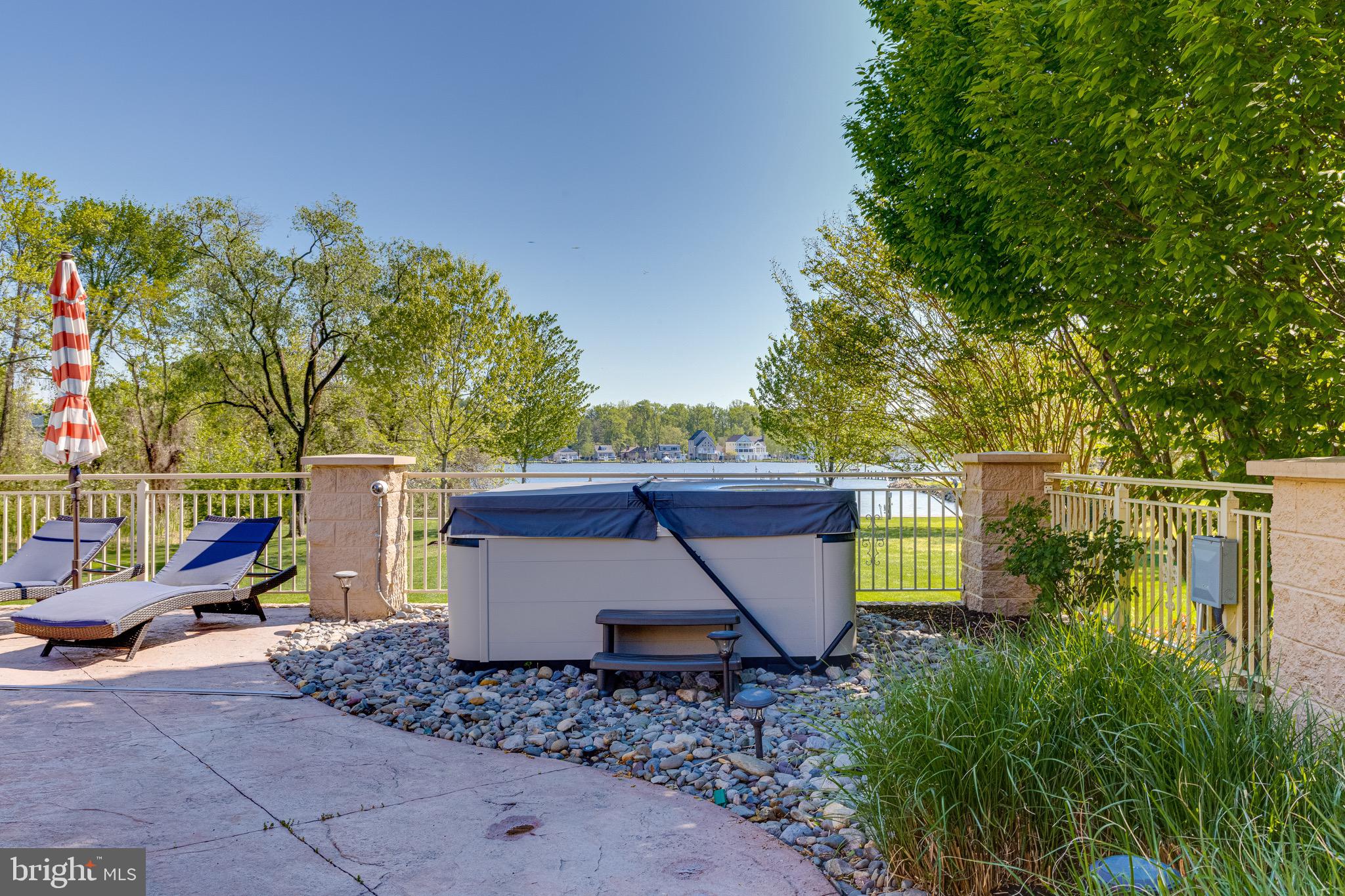 BOWLEYS QUARTERS - Residential