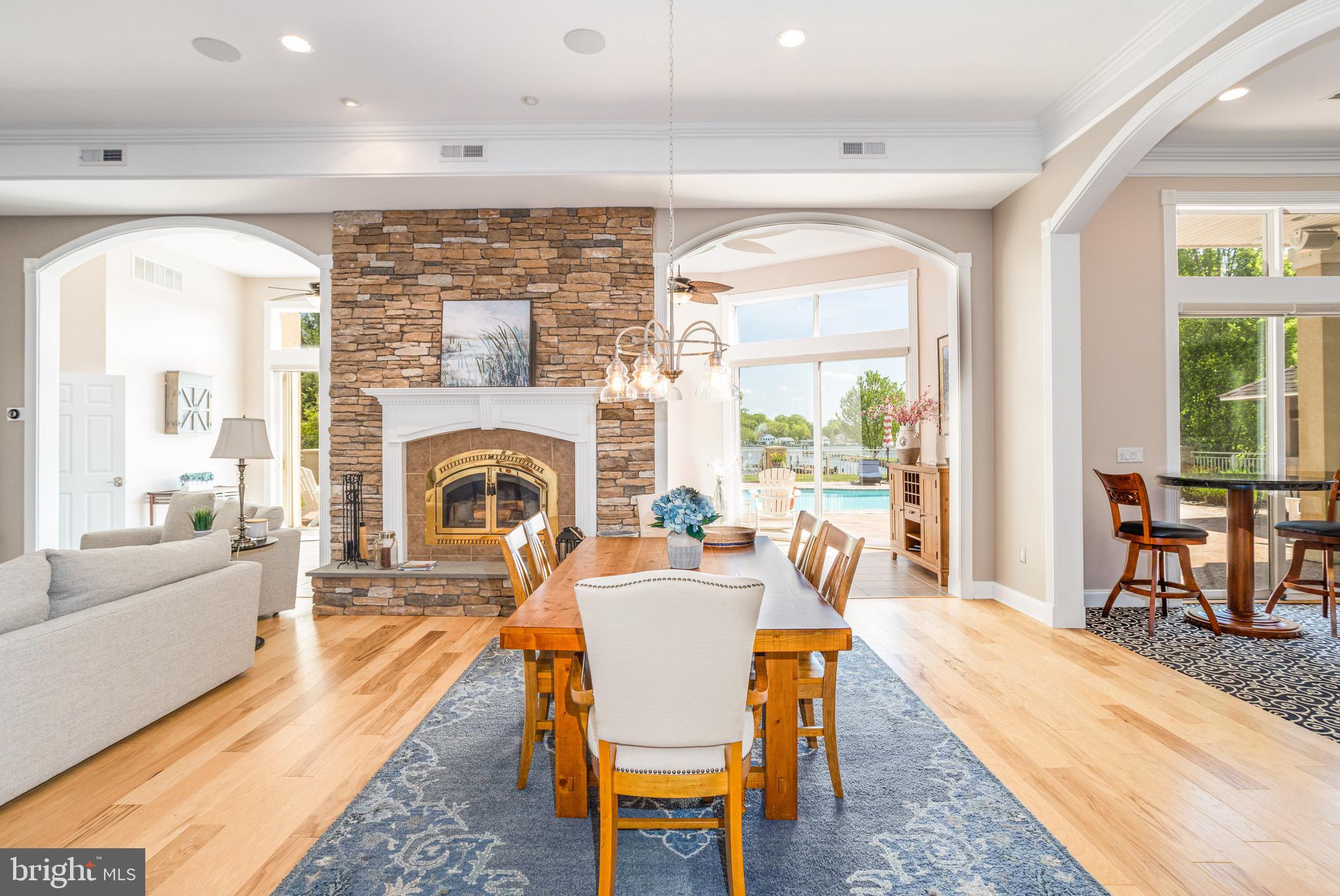 BOWLEYS QUARTERS - Residential