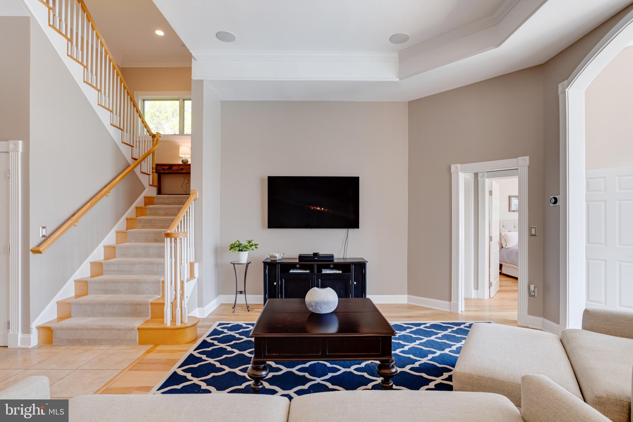 BOWLEYS QUARTERS - Residential